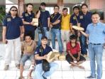 polresta-palembang-sergap-pengedar-ganja-10-kilogram_20160221_094948.jpg