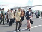 presiden-joko-widodo-didampingi-gubernur-jawa-tengah-ganjar-pranowo_20170109_150013.jpg