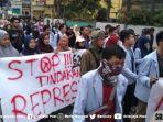 ratusan-mahasiswa-dari-universitas-islam-negeri-uin-raden-fatah-palembang.jpg
