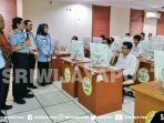 ratusan-peserta-cpns-2018-mendapatkan-arahan-sebelum-mengikat-tes-cat-2.jpg