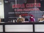 ridho-yahya-honor-petugas.jpg