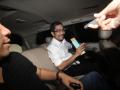 romi-herton-berada-dalam-mobil.jpg