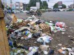 sampah-banjiri-palembang.jpg