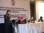 sekretaris-daerah-nasrun-umar_20180729_115717.jpg