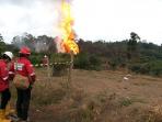 semburan-di-pengeboran-pt-seleraya.jpg