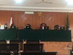 sidang-bobol-rumah.jpg