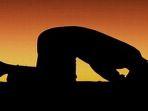 solat-sunat-2-rakaat-sebelum-subuh-ilustrasi.jpg