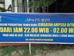 spanduk-jembatan-ampera-ditutup.jpg
