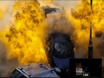 sreenshot-film-the-foreigner-ledakan-mobil_20171003_140608.jpg