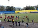 sriwijaya-fc-latihan-di-stadion-bumi-sriwijaya.jpg