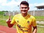 stoper-anyar-sriwijaya-fc-bobby-satria-0-8.jpg