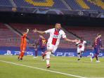 striker-psg-kylian-mbappe-vs-barcelona.jpg