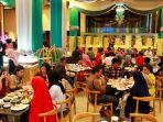 suasana-berbuka-aston-palembang-2.jpg