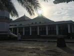 suasana-masjid-agung-palembang-pada-hari-pertama-lebaran.jpg