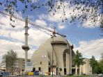 subhanallah-klub-fc-bayern-munchen-bangun-masjid-di-area-stadion-ini-penampakannya_20171107_203732.jpg