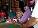 suryani-50-istri-din-paldas-korban-tewas-terinjak-gajah-di-muratara.jpg