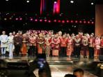 Momen Kepala Daerah Menjadi Model, Panggung Swarna Songket Nusantara di BKB Palembang