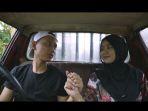 Translate Lirik Lagu Lembah Manah oleh Mamnun feat Cimbrut, Lagu Jawa Populer Rasa Saling Menerima