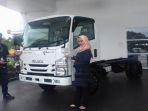 truk-isuzu-elf_20180308_214852.jpg