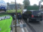 truk-kecelakaan_20171017_142641.jpg