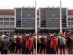 unjuk-rasa_20180425_155135.jpg