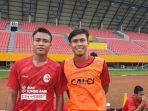 winger-sriwijaya-fc-slamet-budiono-bersama-hapit-ibrahim.jpg