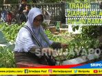 ziarah-kubur-jelang-ramadhan_20180513_113543.jpg