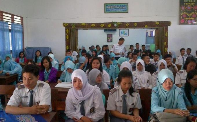 Puluhan Siswa SMA di Lahat Penasaran dengan Narkoba - penyuluhan.jpg