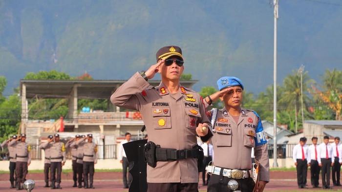 Kapolres Sigi AKBP Kari Amsah Ritonga memimpin langsung pelaksanaan Upacara Hari Kesadaran Nasional yang digelar di halaman Mapolres Sigi, Desa Maku, Kecamatan Dolo, Kabupaten Sigi.
