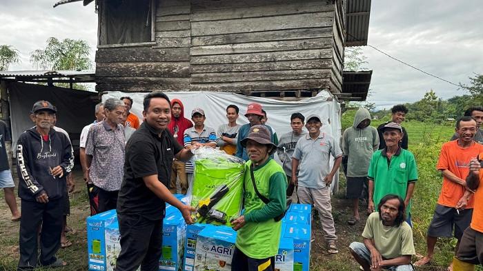 100 Petani DonggalaTerima Bantuan Tangki Sprayer, Jinurain Tegaskan Dukung Kebutuhan Petani