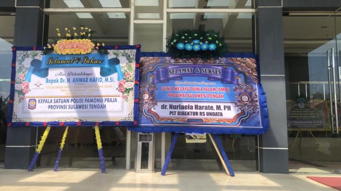 15 Papan Ucapan Warnai Pelantikan Anwar Hafid sebagai Ketua Umum DMDI Sulteng