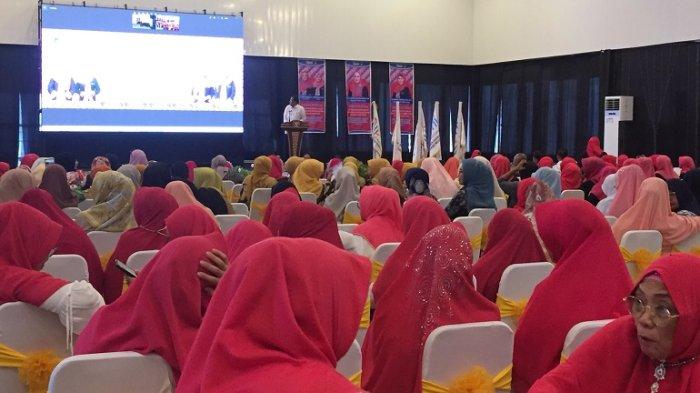 Hadiri Pelantikan IPEMI Sulteng, Gubernur: Beri Inspirasi untuk Ibu Rumah Tangga jadi Wirausaha