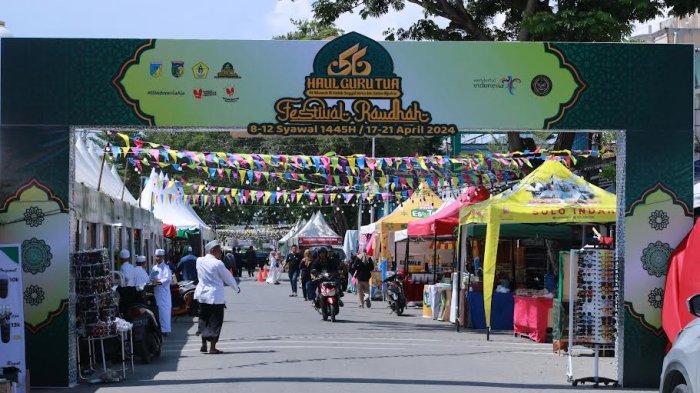 Dapur Umum Pondok Pesantren Putra Alkhairaat Siapkan 10 Ribu Nasi Dos Gratis untuk Haul Guru Tua