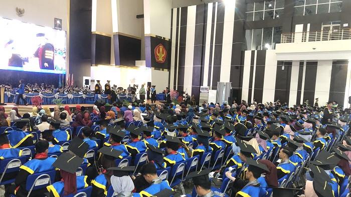 Fakultas Teknik Jadi Penyumbang Lulusan Terbanyak di Wisuda ke-132 Untad