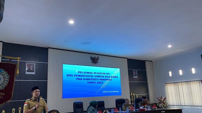 Bupati Iksan: Kader PKK di Daerah Industri Harus Mampu Kembangkan Ekonomi dari Sampah