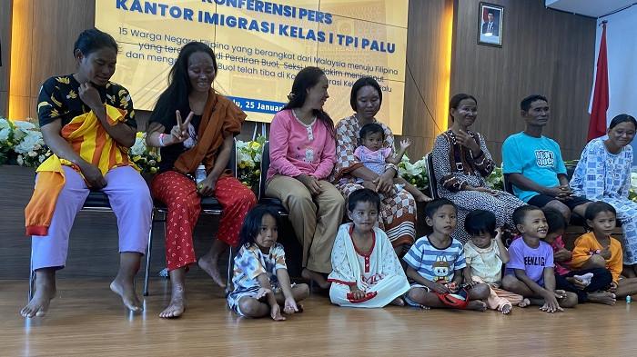 Imigrasi Palu Tangani 15 WN Filipina Terdampar di Buol
