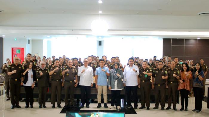 Kunjungi Kejati Sulteng, Komisi Kejaksaan RI Evaluasi Kinerja dan Sarana Prasarana
