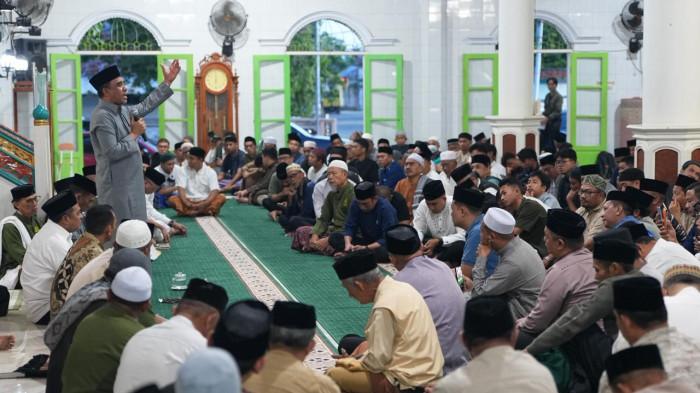 Luncurkan Gerakan Siswa Cinta Masjid di Donggala