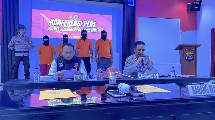 Edarkan Sabu di Sindue Donggala, Ibu Rumah Tangga Dibekuk Polisi