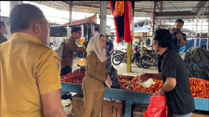 Sidak di Pasar Masomba 1