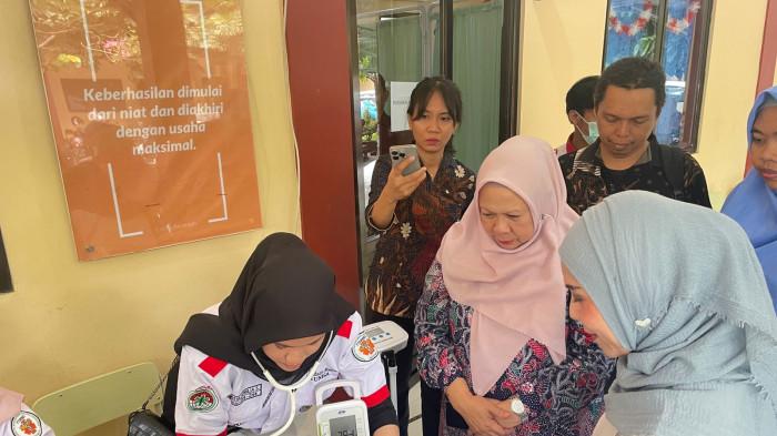 Wagub Reny Tinjau Skrining Jantung Anak di Palu, Dorong Deteksi Dini Penyakit Bawaan