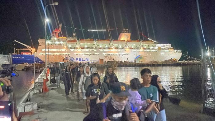 PT Pelayaran Nasional Indonesia (Pelni) Cabang Palu mencatat sebanyak 1.800 penumpang melintas di Pelabuhan Penumpang Pantoloan pada puncak arus mudik Lebaran 1447 Hijriah, Selasa (17/3/2026).