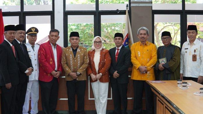 Walikota Palu Puji Sekretaris Dinas PU dan DPMPTSP, Support Kerja Kadisnya Untuk Bergerak Maju
