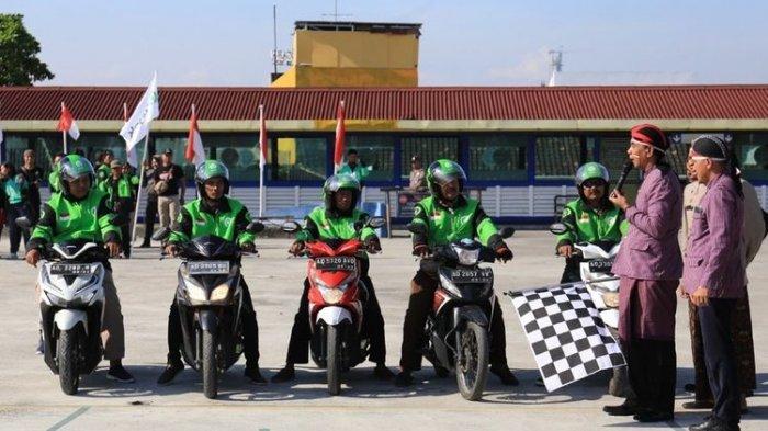 Peringati Hari Sumpah Pemuda, Gojek Rangkul Ojek Terminal Tirtonadi Solo untuk Migrasi ke Ojol