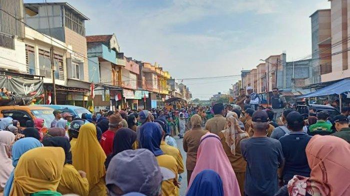 Giliran Padat Karya Gempur Pasar Inpres Manonda Kota Palu