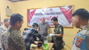 67-Gram-Sabu-Dimusnahkan-Polres-Poso-Pastikan-Tidak-Ada-Ampun-bagi-Pengedar.jpg