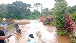 Banjir-Terjang-Desa-Bukit-Makmur-2025.jpg