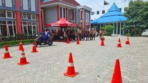 Berikut-tips-berkendara-di-jalanan-macet-yang-bisa-kamu-gunDs.jpg