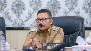 Bupati-Banggai-Amirudin-Tamorekaasasaad.jpg