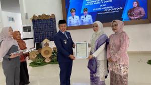 Bupati-Morowali-Kukuhkan-Pengurus-Dekranasda-Periode-20252030.jpg